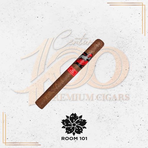 Room 101 - Red Rocket - Louis Red Rocket Toro