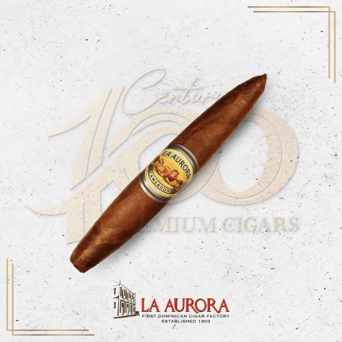 La Aurora - Preferidos - Platinum Cameroon No. 2 Perfecto